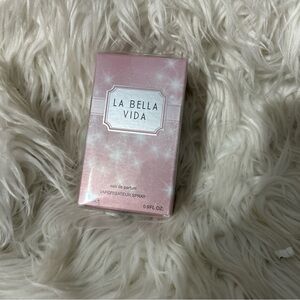 New MG LA BELLA VIDA eau parfum vaporisateur spray 25 ml 0.9 fl oz